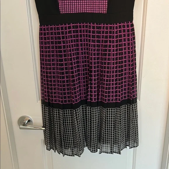 Halogen Grid Pattern Dress - Picture 6 of 12